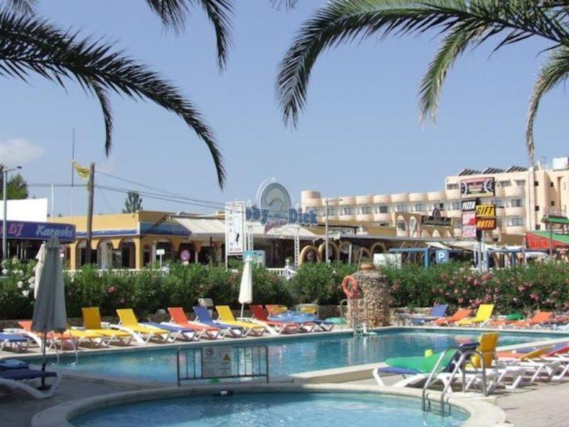 Apartamentos Bahia De San Antonio San Antonio  Kültér fotó