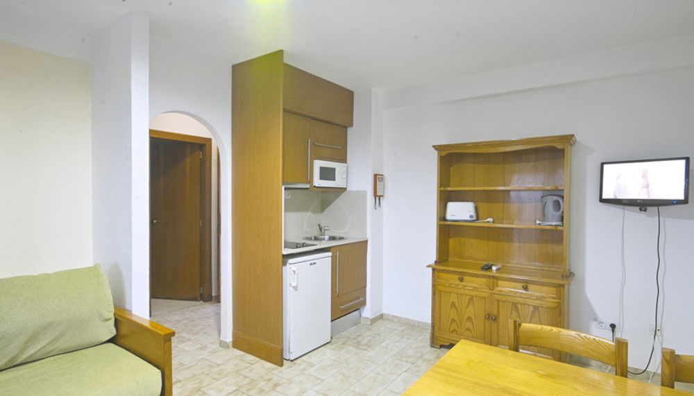 Apartamentos Bahia De San Antonio San Antonio  Kültér fotó