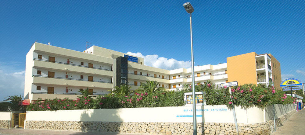 Apartamentos Bahia De San Antonio San Antonio  Kültér fotó