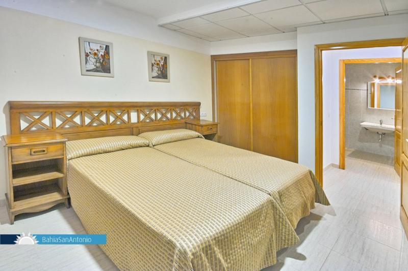 Apartamentos Bahia De San Antonio San Antonio  Kültér fotó